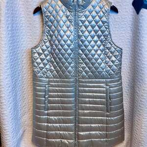Talbots Women's Ultralight Down Puffer Vest Silver